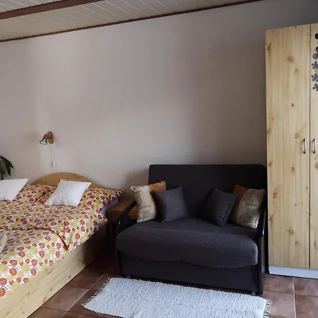 Vcielka Apartment Besenova